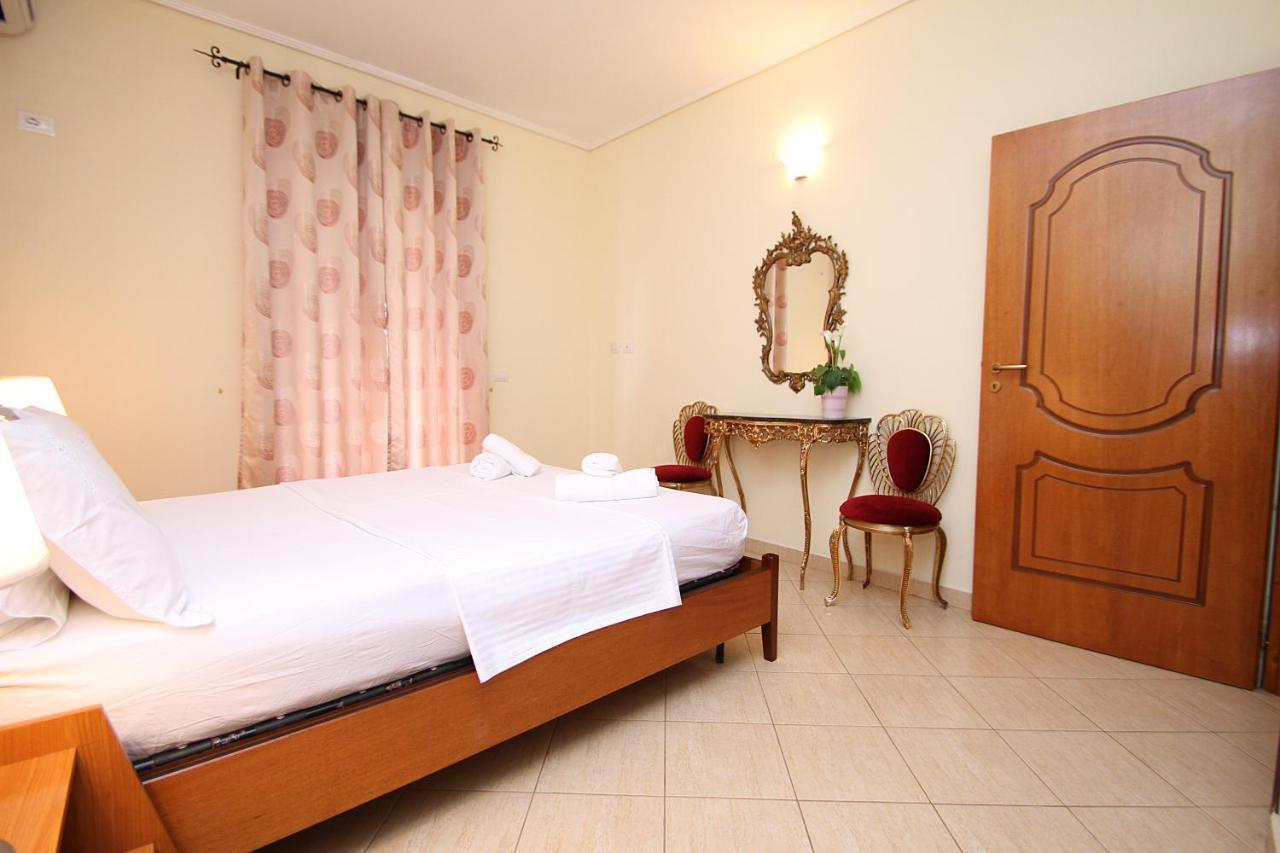 Apartments Athina Orikum Kültér fotó